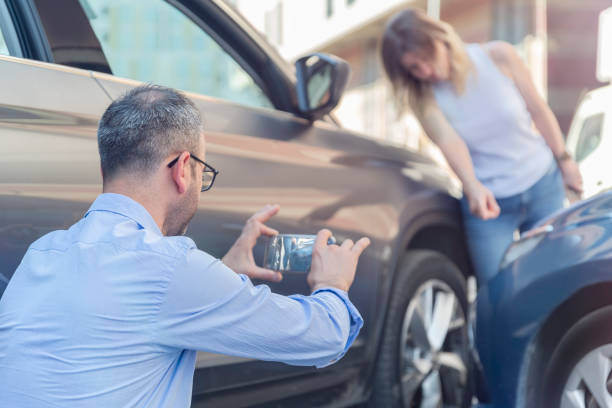 Professional Commercial Auto Insurance technician working in Waldo, AR